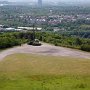 Blick auf das Gipfelkreuz des Pilgerweges